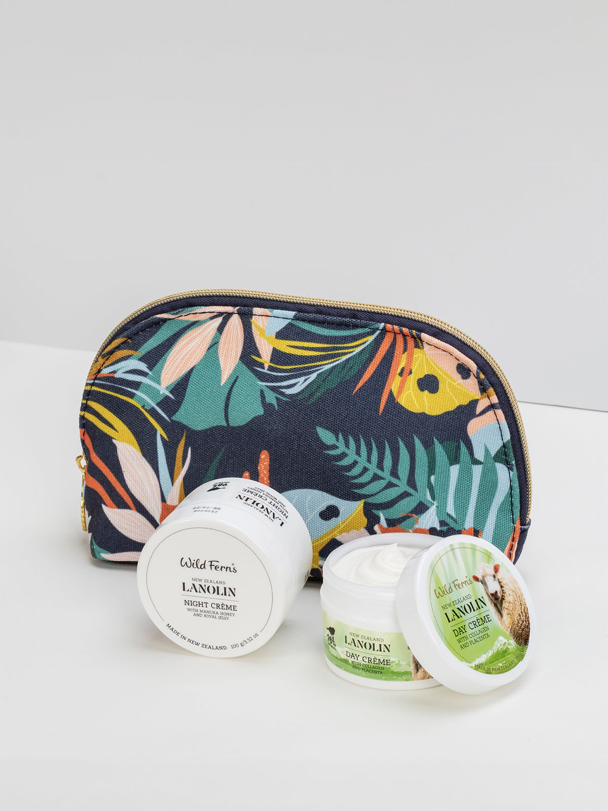 Lanolin Cosmetic Gift Bag Set