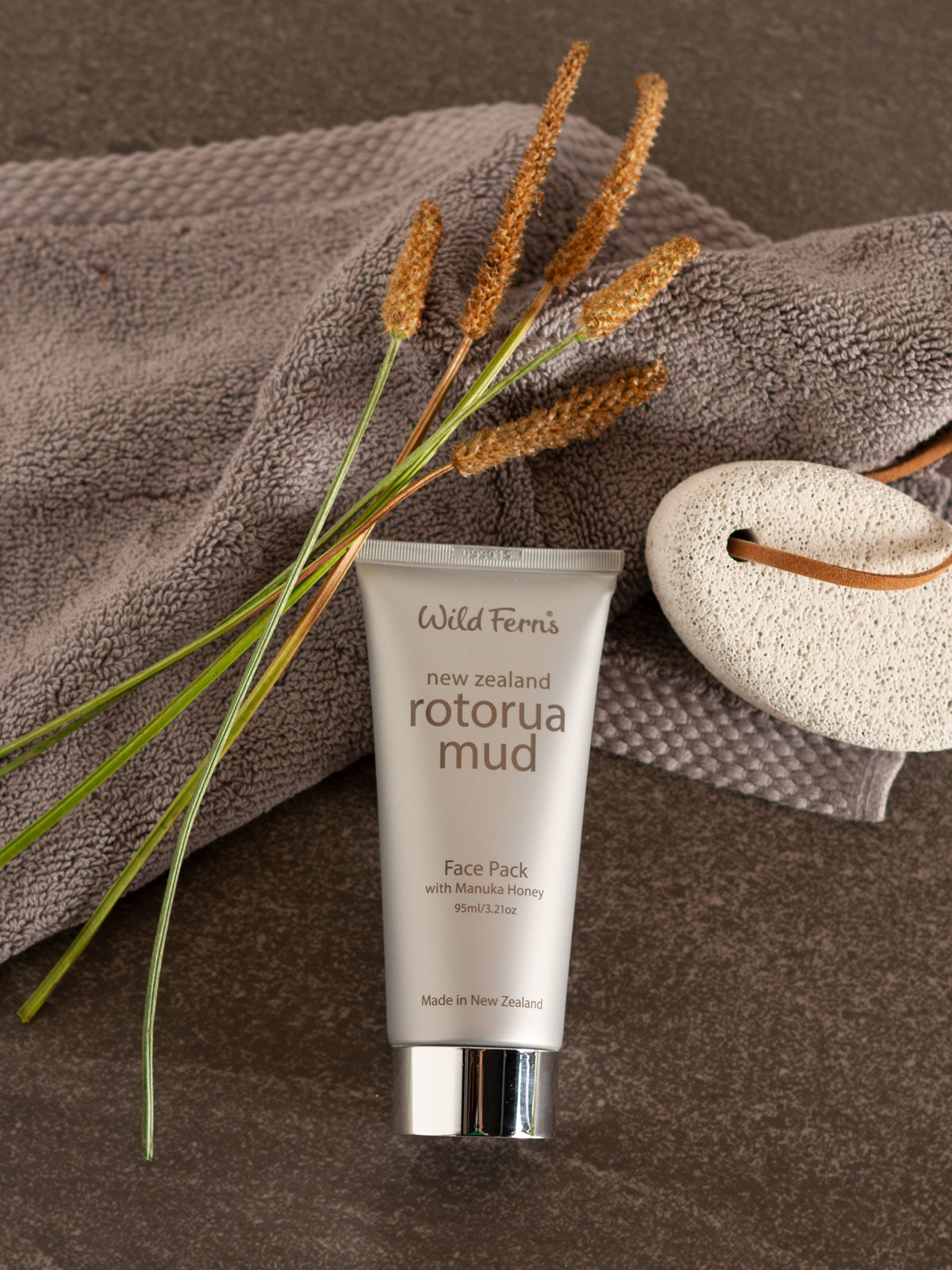 Rotorua Mud Face Pack with Manuka Honey 80+