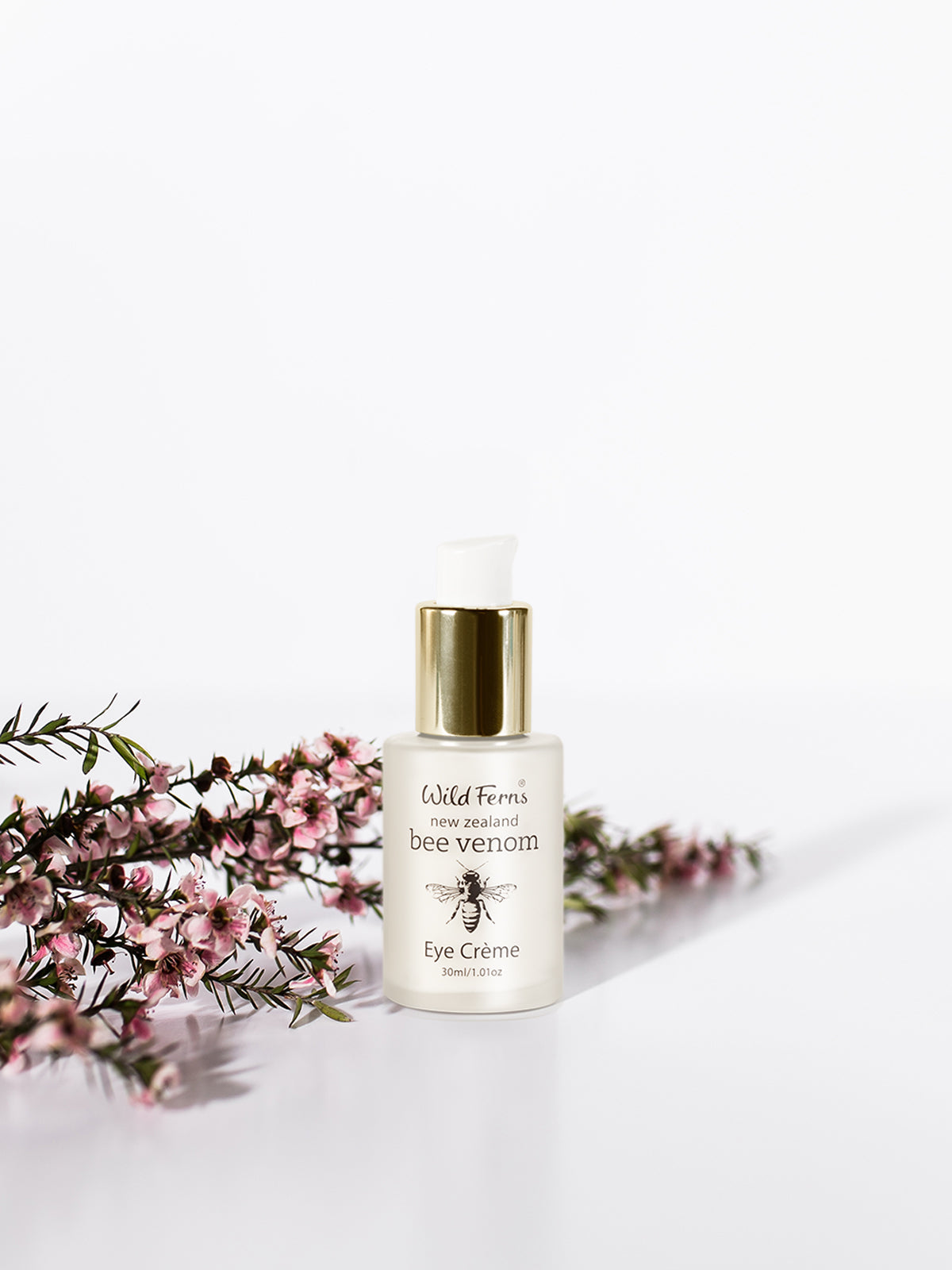 Wild Ferns Bee Venom Eye Cream, 30ml Lifestyle