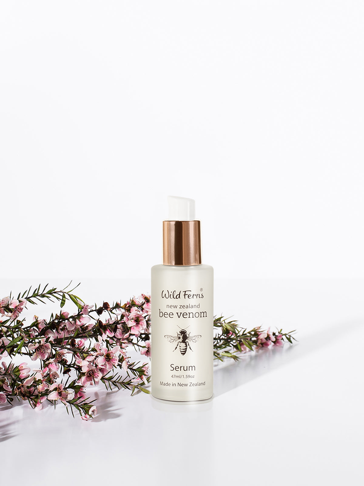 Wild Ferns Bee Venom Serum, 47ml Lifestyle 1