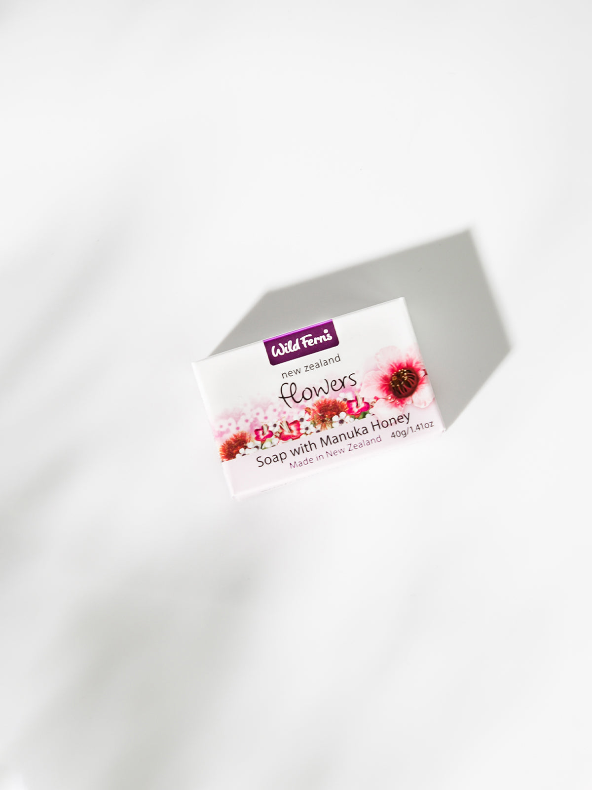 Wild Ferns Flowers Soap with Manuka Honey, 40g Lifestyle 1