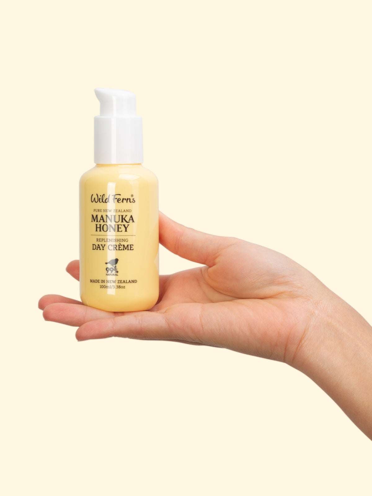 Wild Ferns Manuka Honey Replenishing Day Crème, 100ml Hand