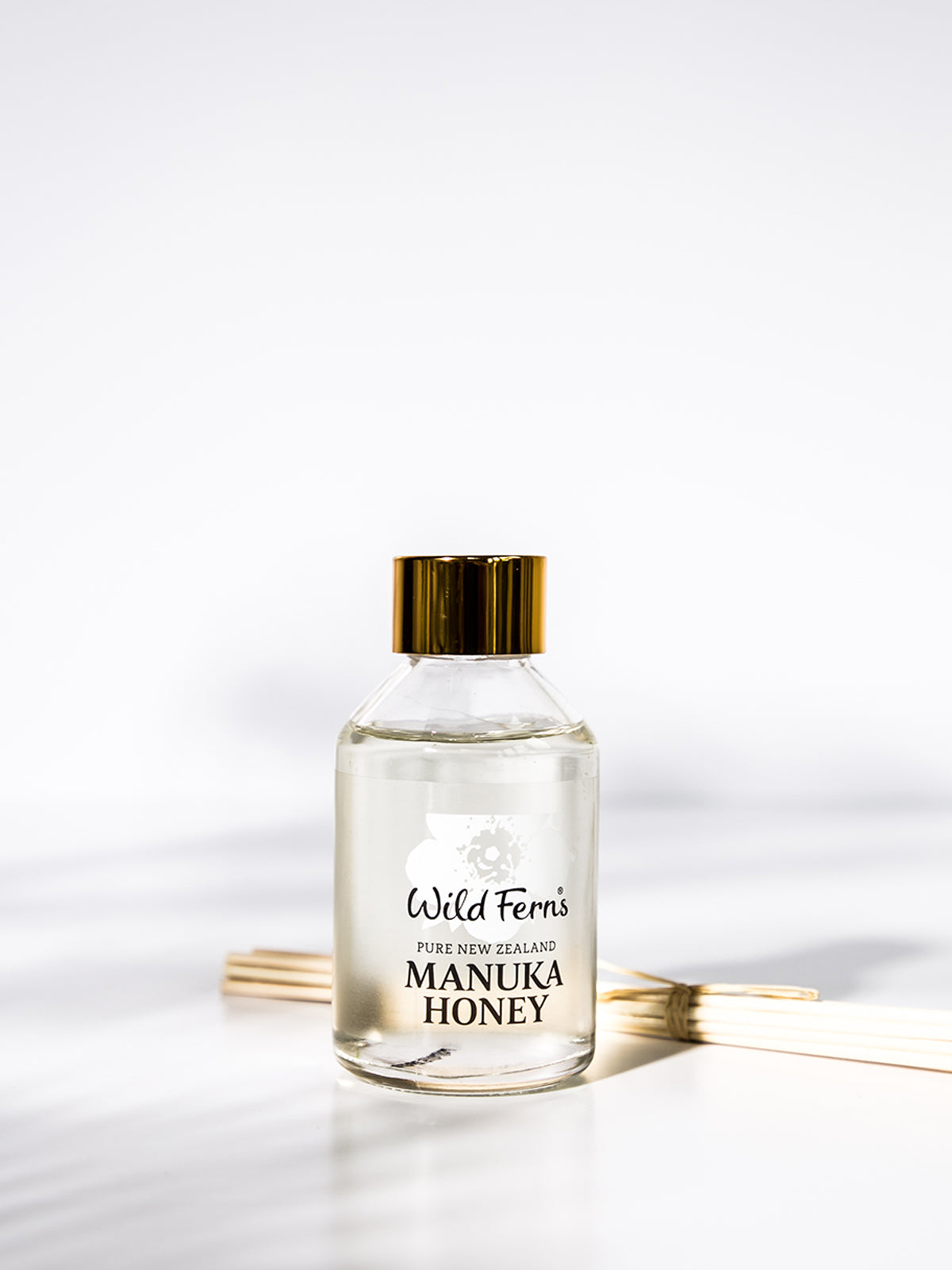 Wild Ferns Manuka Honey Room Diffuser, 100ml Lifestyle 1