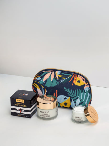 Bee Venom Cosmetic Gift Bag Set