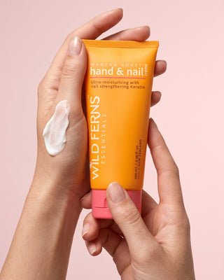 Essentials Mānuka Honey Hand & Nail Crème