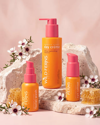 Essentials Mānuka Honey Glow Gift Set
