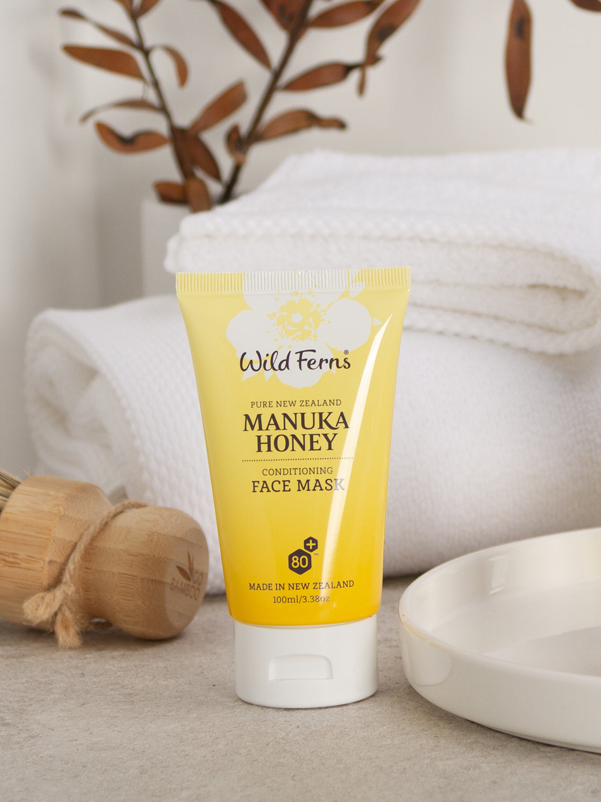 Wild Ferns Manuka Honey Conditioning Face Mask, 100ml Lifestyle 2