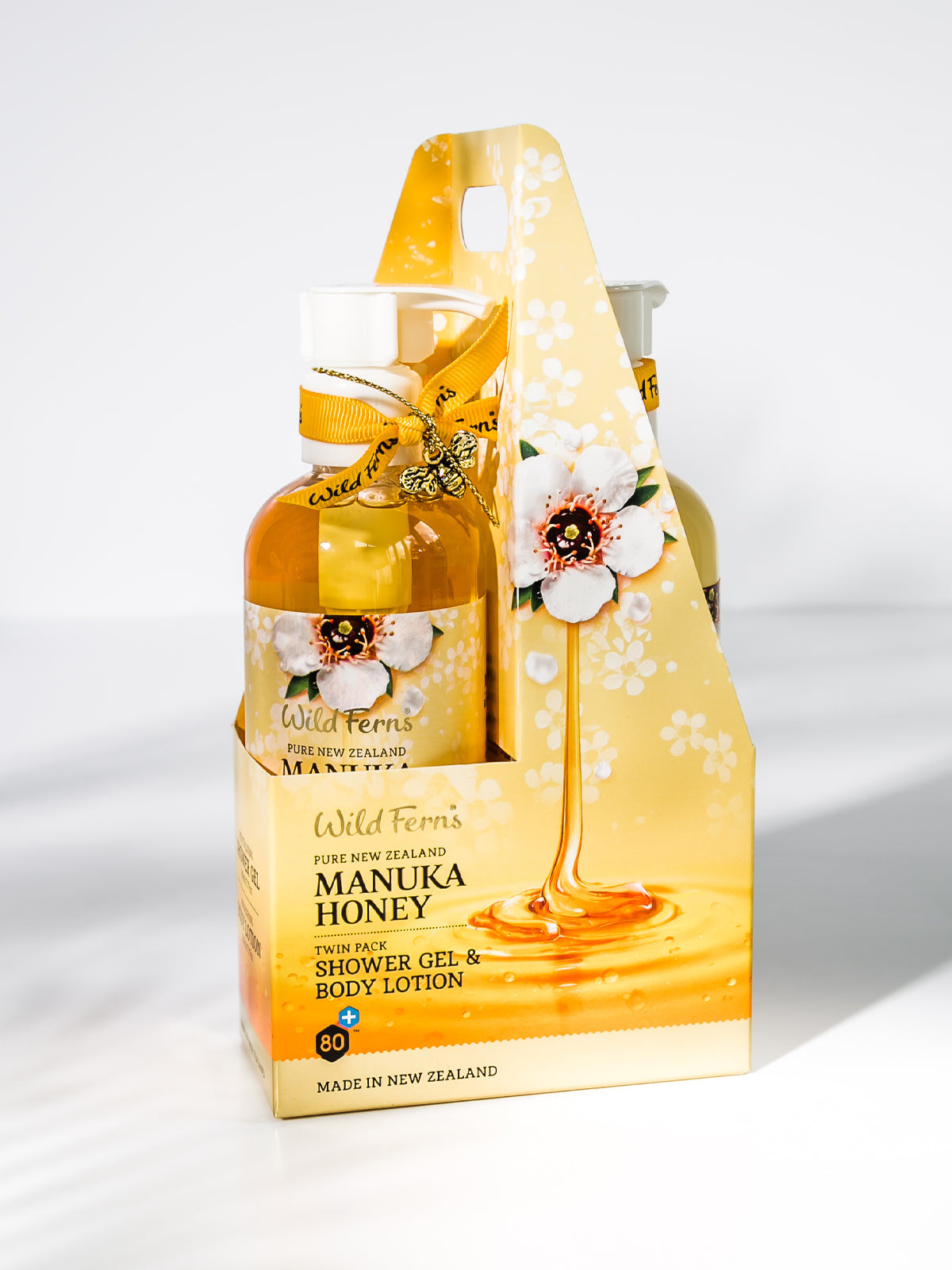 Wild Ferns Manuka Honey Twin Pack Lifestyle 1